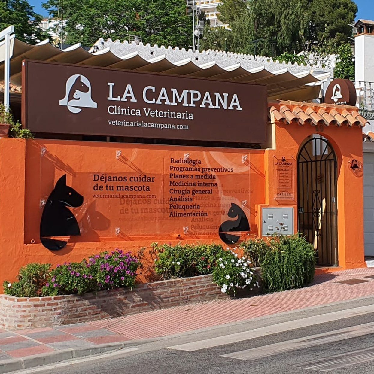 Clinica La Campana