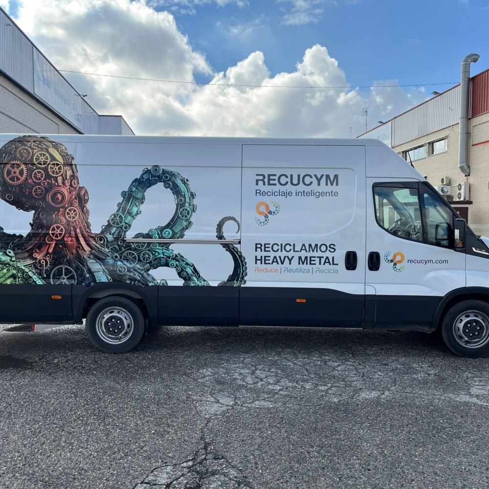Recucym-furgoneta